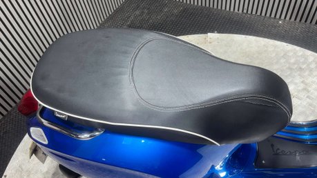 Piaggio Vespa Sprint 2014 9K EXCELLENT CONDITION LEARNER LEGAL NEW MOT 125CC 20