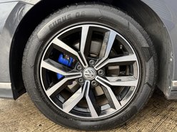 Volkswagen Passat 1.4 TSI 13kWh GTE Saloon 4dr Petrol Plug-in Hybrid DSG Euro 6 (s/s) (218 ps 18