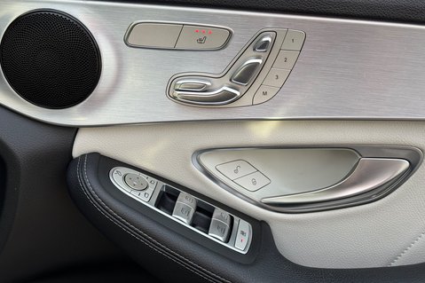 Mercedes-Benz C Class C250 D AMG LINE PREMIUM - 10 SERVICES - 2 OWNERS - LIGHT INTERIOR 35