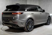 Land Rover Range Rover Sport SV EDITION ONE. FULL SATIN PPF. CARBON CERAMIC BRAKES. SLIDING PANO ROOF. 4