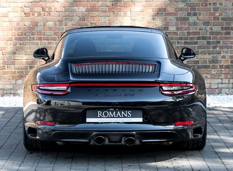 Porsche 911 (991.2) Targa 4 GTS 7