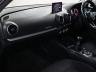 Audi A3 SPORTBACK TFSI SE TECHNIK 32