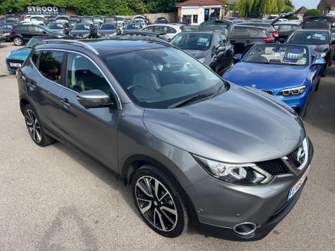 Nissan Qashqai 1.2 DIG-T Tekna 2WD Euro 6 (s/s) 5dr 8
