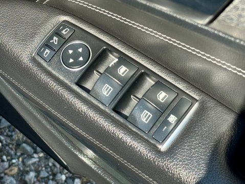 Mercedes-Benz E Class E220 BLUETEC AMG LINE 24