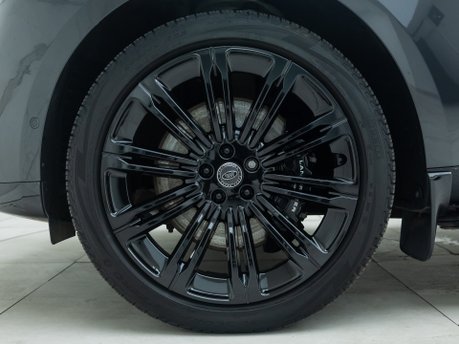 Land Rover Range Rover P615 SV LWB