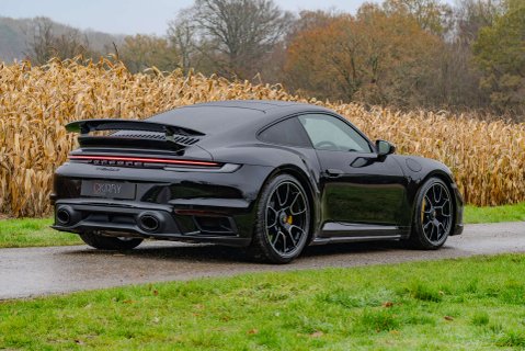 Porsche 911 Turbo S PDK Coupe 5