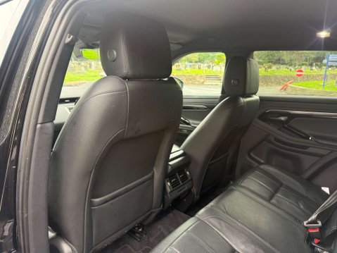 Land Rover Range Rover Evoque 2.0 Range Rover Evoque S D Auto 4WD 5dr 14