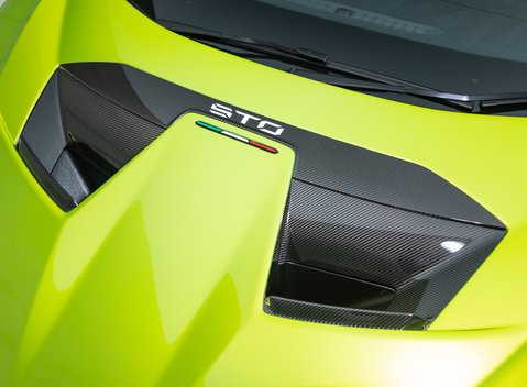Lamborghini Huracan STO 41