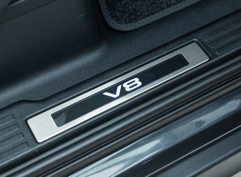 Land Rover Defender 90 V8 Carpathian Edition 21