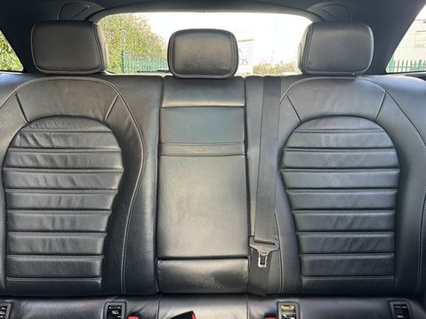 Mercedes-Benz GLC GLC300d AMG Line (Premium Plus) SUV 5dr Diesel G-Tronic+ 4MATIC Euro 6 (s/s 10