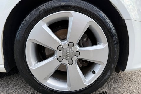 Audi A3 TDI SPORT NAV - SATNAV - BLUETOOTH - ULEZ COMPLIANT 41