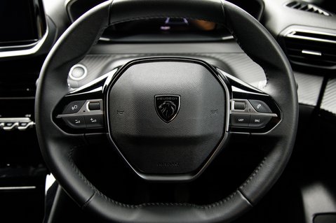 Peugeot 208 PURETECH ALLURE S/S 20