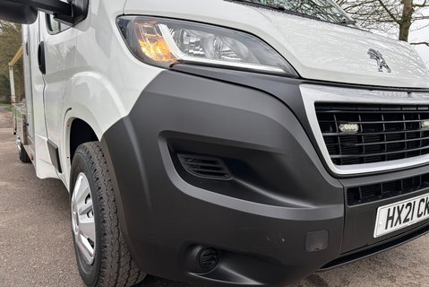 Peugeot Boxer 165ps BlueHDi 335 Drop & Go Low Floor Traffic Management - Toolbox 19