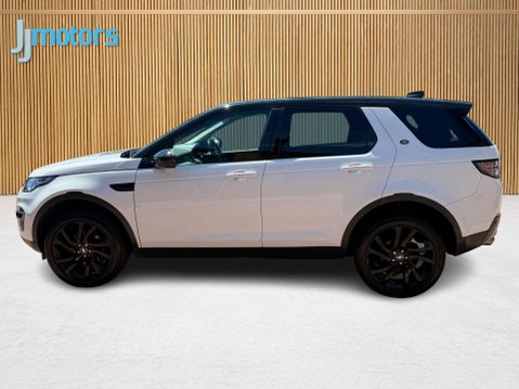 Land Rover Discovery Sport 2.0 TD4 HSE Black SUV 5dr Diesel Auto 4WD Euro 6 (s/s) (180 ps) 25
