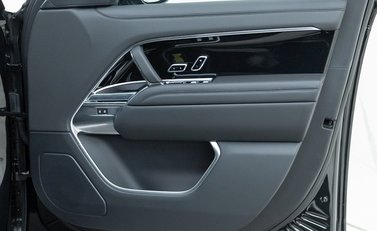 Land Rover Range Rover D350 SE 20