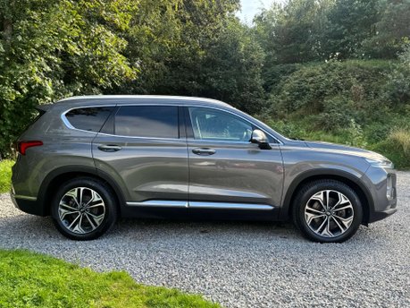 Hyundai SANTA FE 2.2 Santa Fe Premium SE CRDi Auto 4WD 5dr