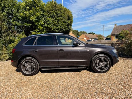 Audi Q5 3.0 TDI V6 S line Plus S Tronic quattro Euro 5 (s/s) 5dr 6