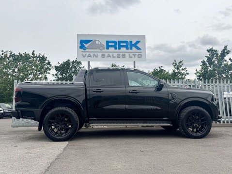 Ford Ranger 2.0 TD EcoBlue Wildtrak Pickup Double Cab 4dr Diesel Auto 4WD Euro 6 (s/s) 35