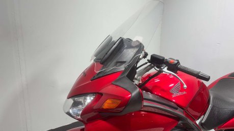 Honda ST 2004 38K FULL LUGGAGE NEW MOT SERVICED BIG CC TOURER BIKE 9