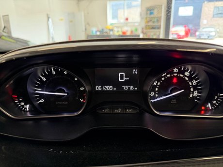 Peugeot 2008 1.2 PureTech Active ETG Euro 6 (s/s) 5dr 27