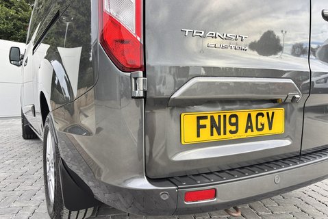 Ford Transit Custom 300 L2 H2 Limited 130 ps Panel Van 26