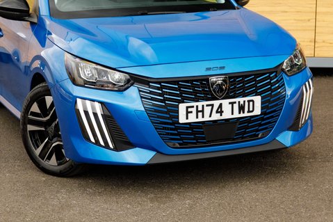 Peugeot 208 PURETECH ALLURE S/S 10