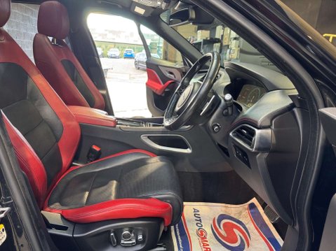 Jaguar F-Pace 3.0 F-PACE V6 S AWD D Auto 4WD 5dr 40