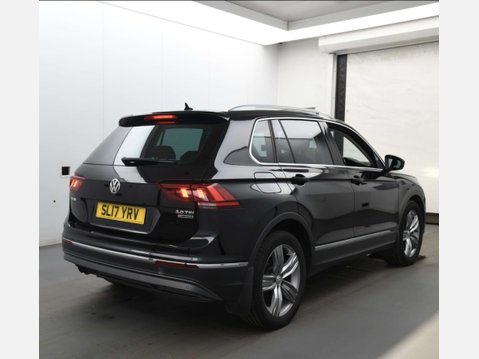 Volkswagen Tiguan 2.0 Tiguan SEL TSi BlueMotion Technology 4Motion 4WD 5dr 4
