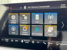 Honda HR-V 1.5 HR-V Elegance i-MMD CVT 5dr 35