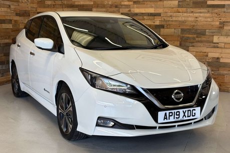 Nissan LEAF 40kWh N-Connecta Hatchback 5dr Electric Auto (150 ps) 1