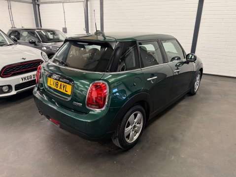 Mini Hatch 1.5 Cooper Auto 5dr 3
