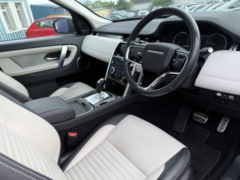 Land Rover Discovery Sport 1.5 P300e 12.2kWh R-Dynamic HSE SUV 5dr Petrol Plug-in Hybrid Auto 4WD Euro 3