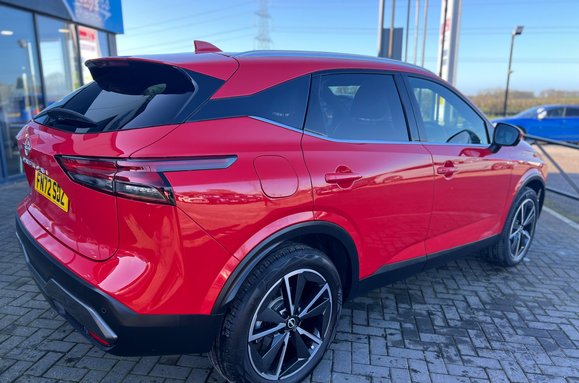 Nissan Qashqai DIG-T TEKNA DCT MHEV AUTO 7