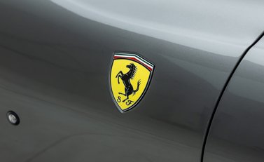 Ferrari 812 Superfast 35