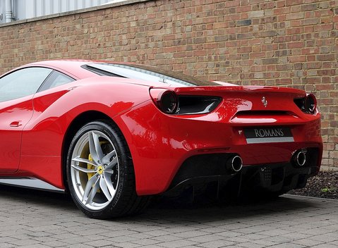 Ferrari 488 GTB 22