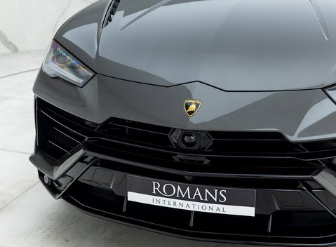 Lamborghini Urus S 22