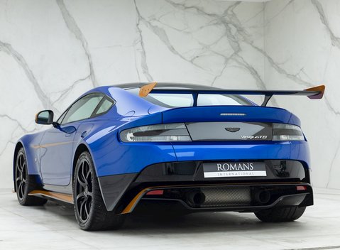 Aston Martin Vantage GT8 3