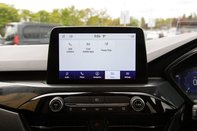 Ford Kuga ST-LINE X 29