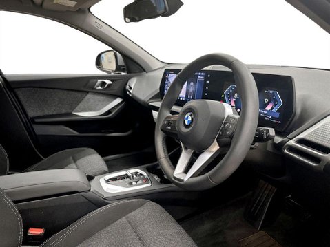 BMW 1 Series 1.5 120i MHT Sport Hatchback 5dr Petrol Hybrid DCT Euro 6 (s/s) (170 ps) Sa 12