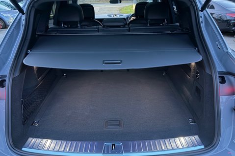 Porsche Cayenne V6 S E-HYBRID BLACK EDITION - PANORAMIC ROOF - AS NEW CONDITION 66