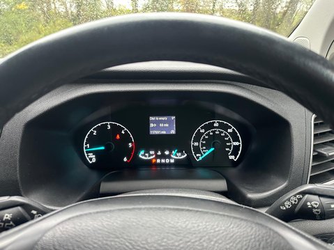 Ford Tourneo Custom 2.0 320 EcoBlue Titanium Minibus Double Cab 5dr Diesel Auto L1 Euro 6 (s/s) 16