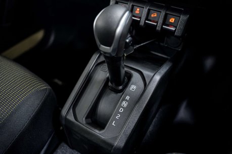 Suzuki Jimny 0.7cc 23