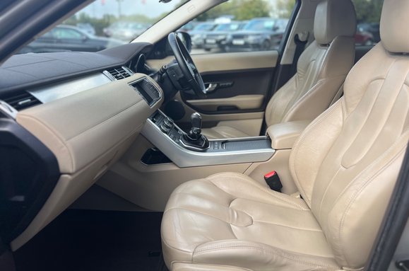 Land Rover Range Rover Evoque 2.2 SD4 PURE TECH 30