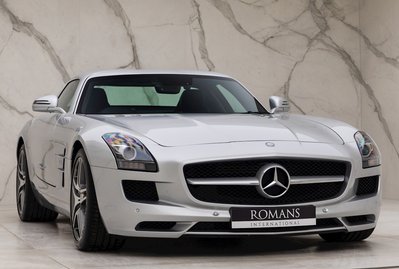 Mercedes-Benz SLS AMG