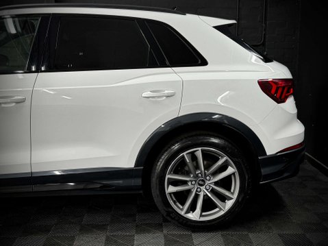 Audi Q3 2.0 Q3 Black Edition 35 TDI Semi-Auto 5dr 11