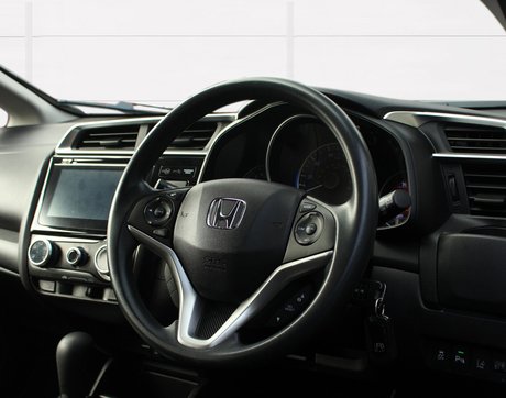 Honda Jazz I-VTEC SE 20