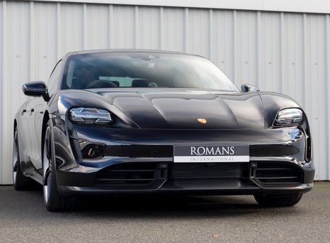 Porsche Taycan Turbo S 1