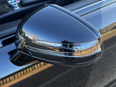 Mercedes-Benz SL Series SL63 AMG 41