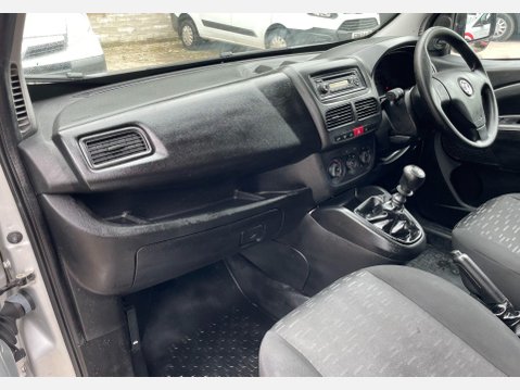 Vauxhall Combo 1.6 Turbo D 2300 Sportive Panel Van 4dr Diesel Manual L2 H1 Euro 6 (s/s) (1 31