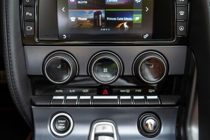 Jaguar F-Type V8 R 26